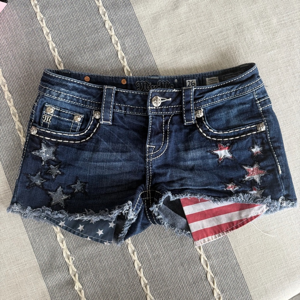 Miss Me American Flag Shorts Sequin Stars and Stripes Sz 26 Y2K 4th of July